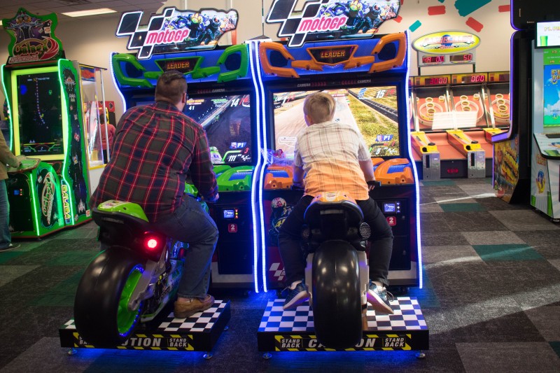 Chuck E Cheese motorcycle game