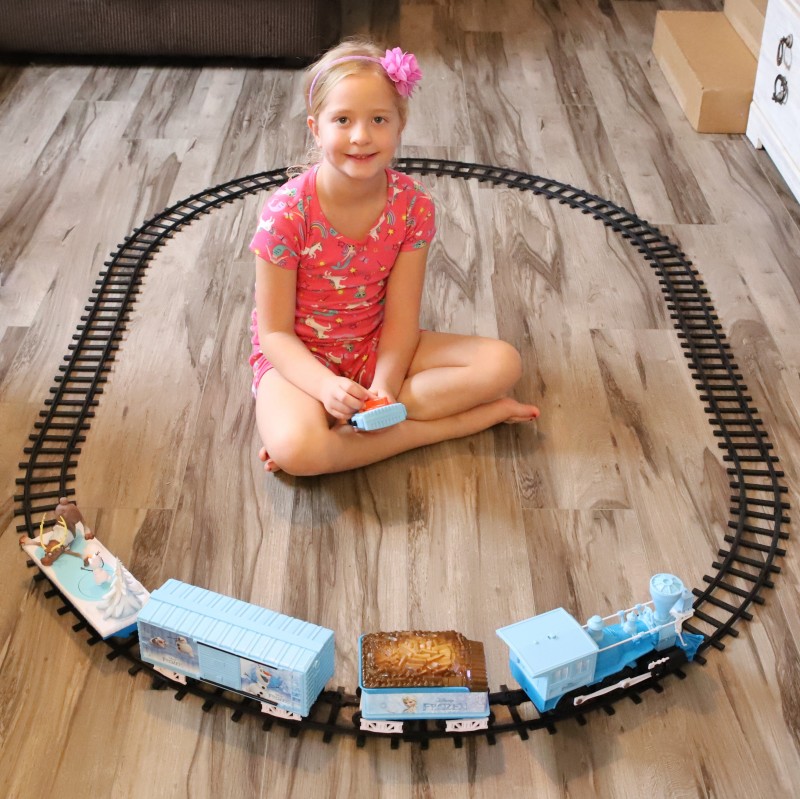 lionel frozen train