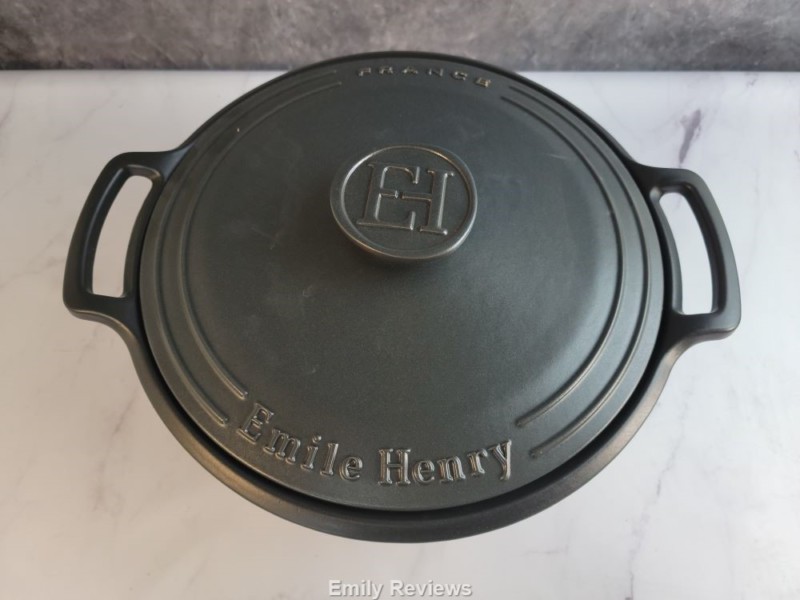 Emile Henry Sublime Round Dutch Oven, Stewpot, 4 Quart, Indigo