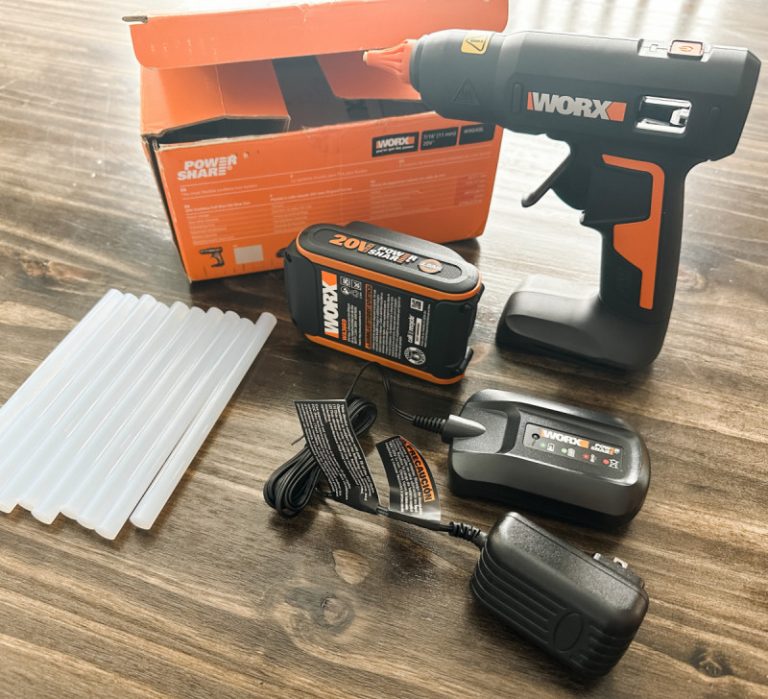 WORX 20V Power Share Full-Size Hot Glue Gun Review | Emily Reviews