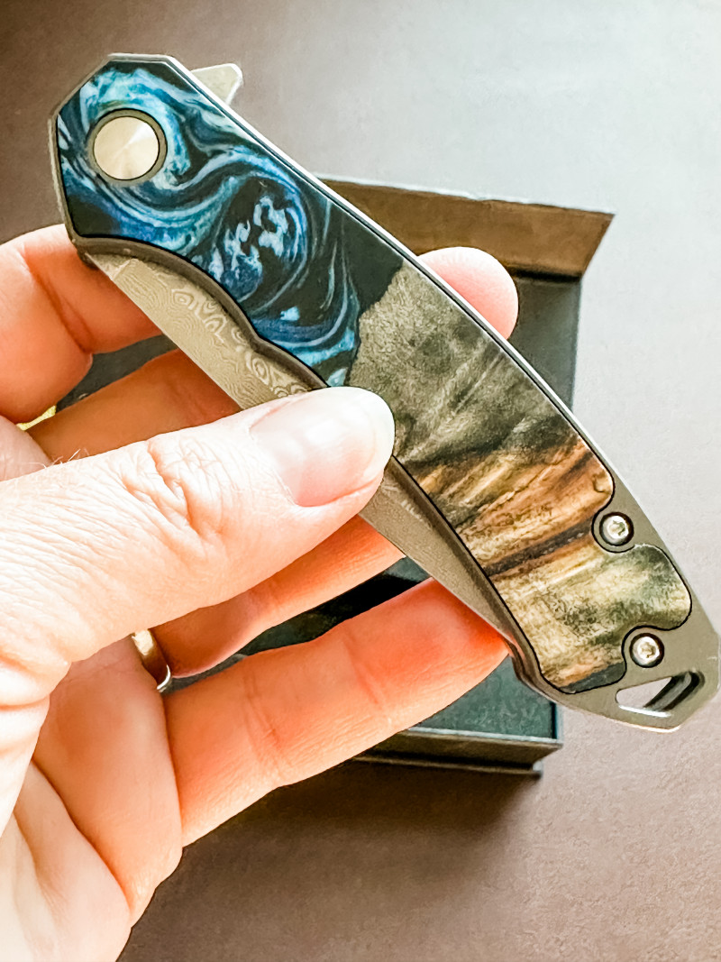 Carved Pocket Knife Review - This Company Is Elevating The Pocket Knife Game!