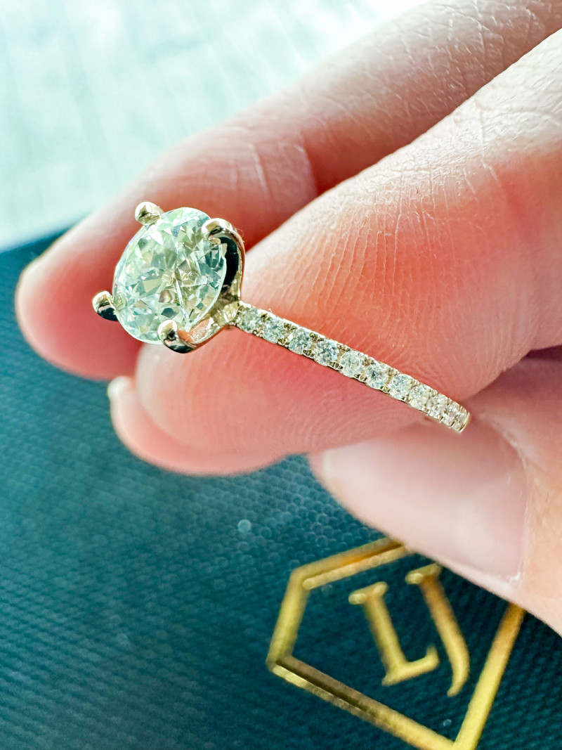 French PAVÉ Diamond Ring Review