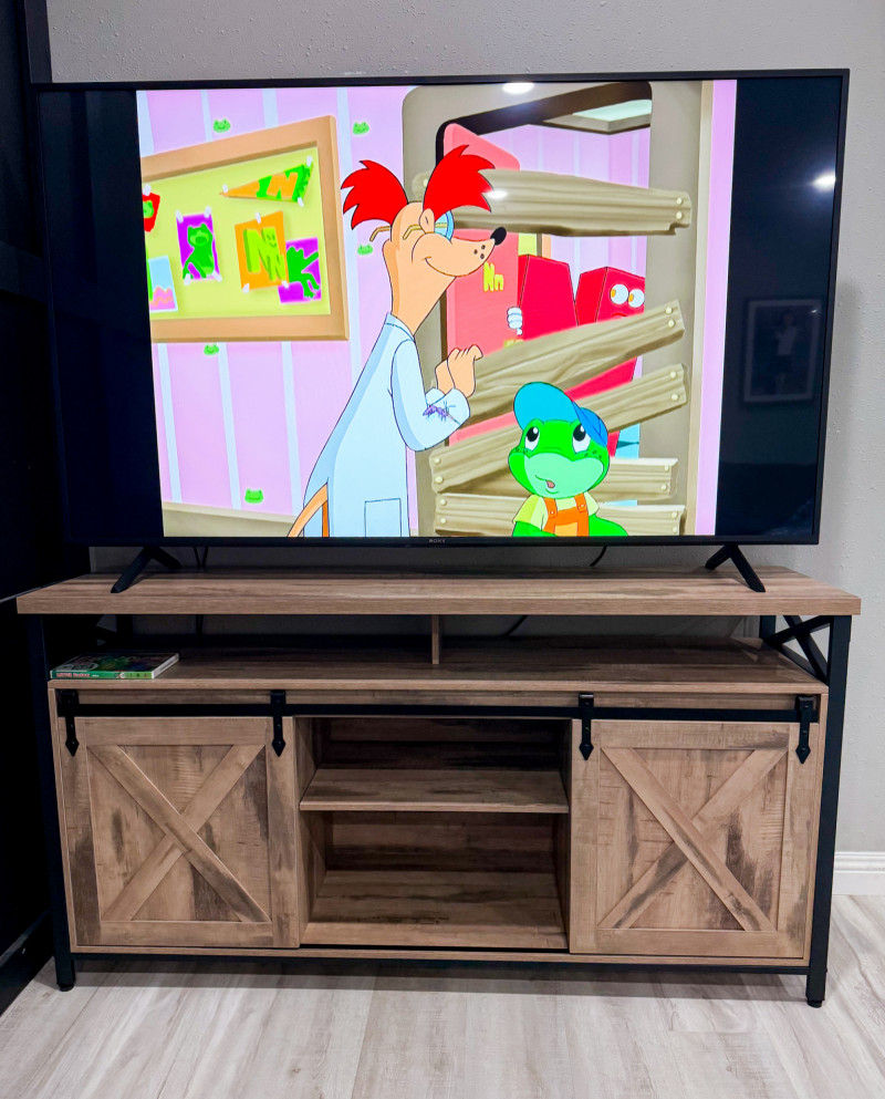 VASAGLE TV Stand For 65 Inch TV - Entertainment Center Review.