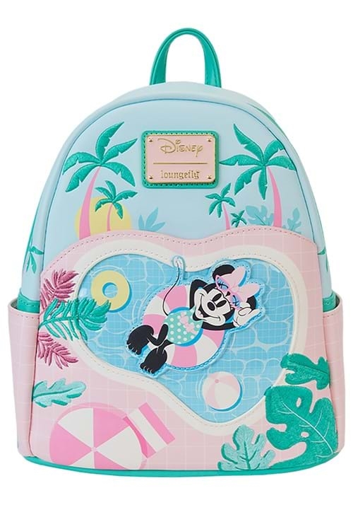 Essential Items For Your Theme Park Adventure, Disneyland, Disney World, Family Vacation