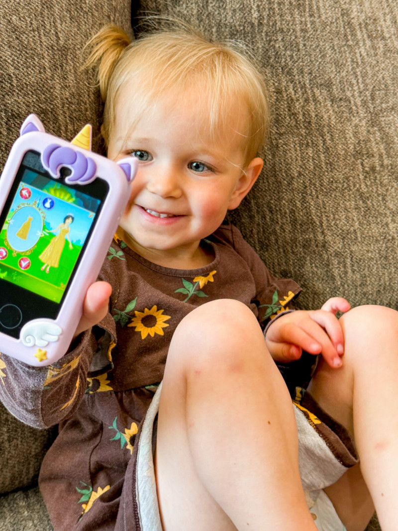 KOKODI Kids Toy Smartphone Review + Giveaway.