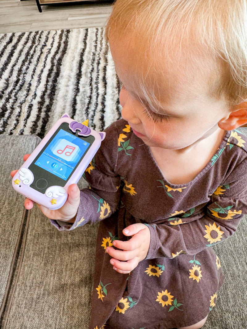 KOKODI Kids Toy Smartphone Review + Giveaway.