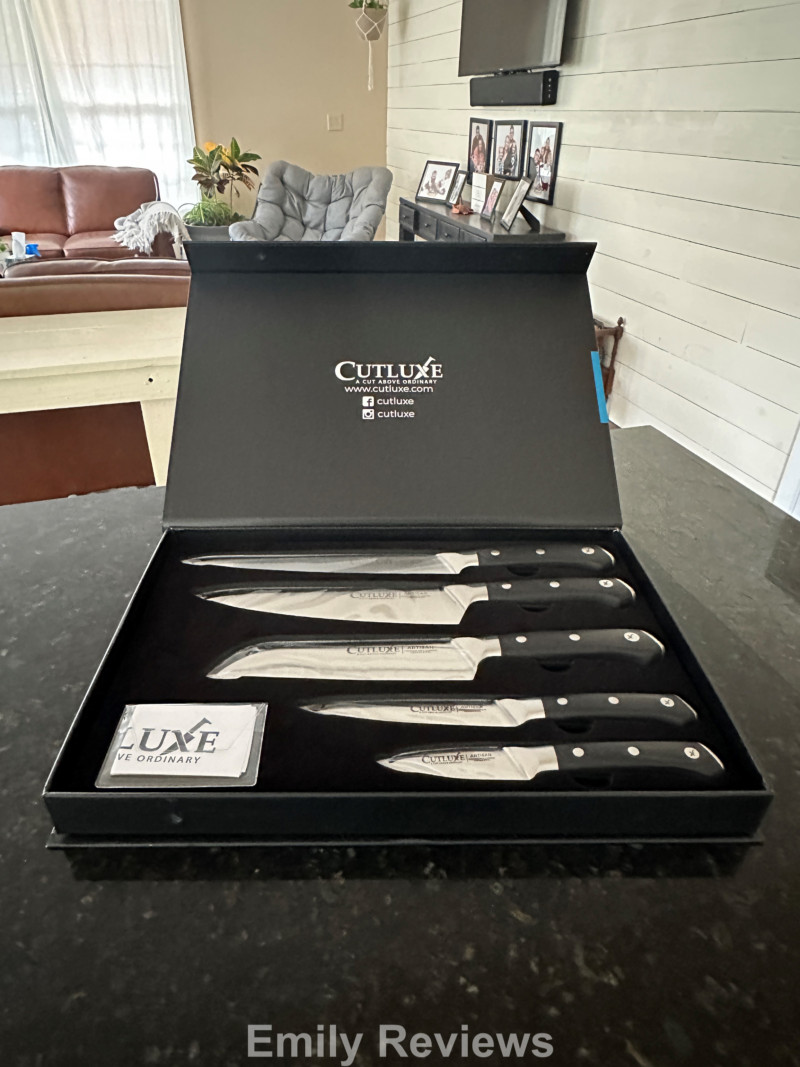 Cutluxe, Chef's Knife set, 8" Chef Knife, 7" Santoku Knife, 5.5" Kitchen Utility Knife, 9" Carving Knife, 3.5" Paring Knife