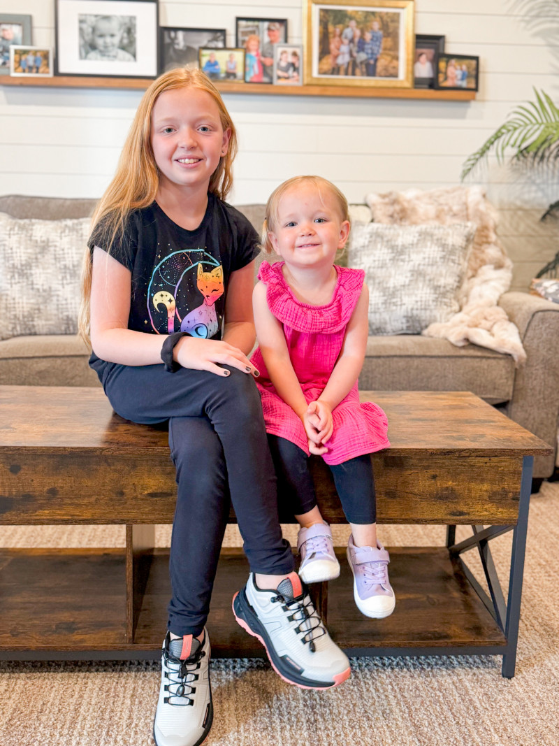 Affordable Footwear For The Whole Family = Must Have Gifts (+ Giveaway!). - Dream Pairs.