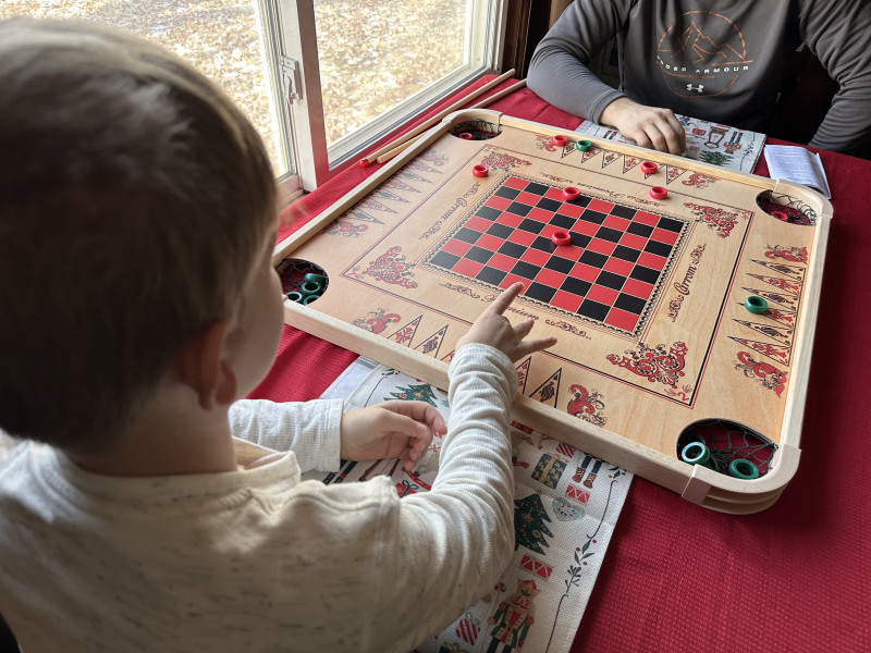 carrom board game