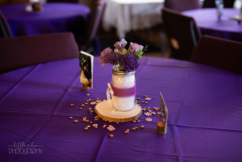 Luv sola flowers centerpiece mason jars wood rounds