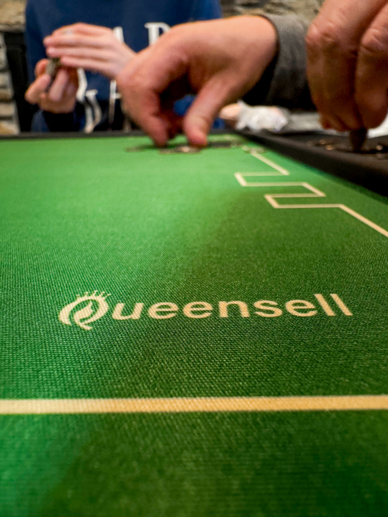 Queensell Game Table + Dominoes Review + Giveaway.